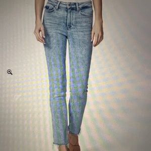 Paige Horton Slim Crop Size 31